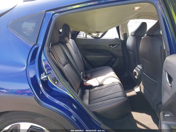 2025 SUBARU CROSSTREK LIMITED — I8