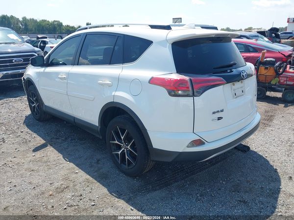 2018 TOYOTA RAV4 SE — I3