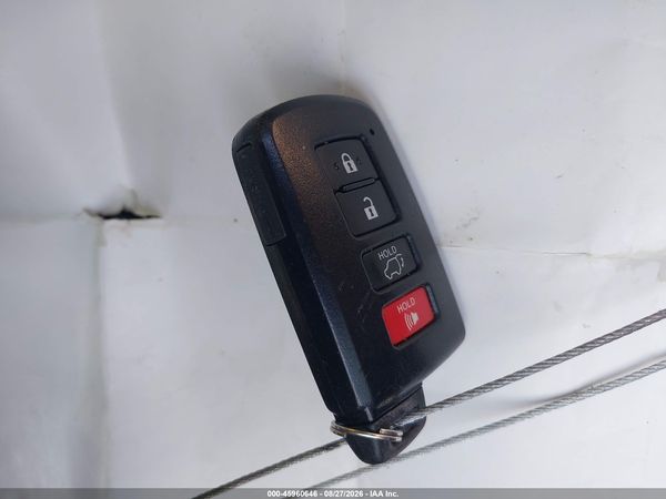 2018 TOYOTA RAV4 SE — I11