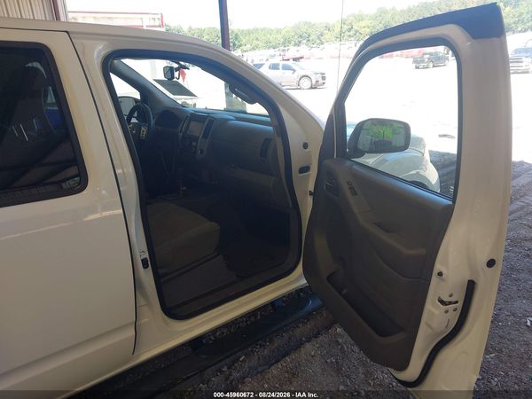 2021 NISSAN FRONTIER SV 4X4