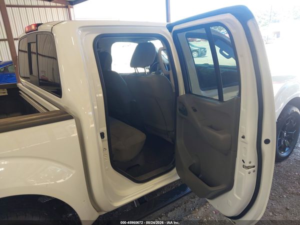 2021 NISSAN FRONTIER SV 4X4