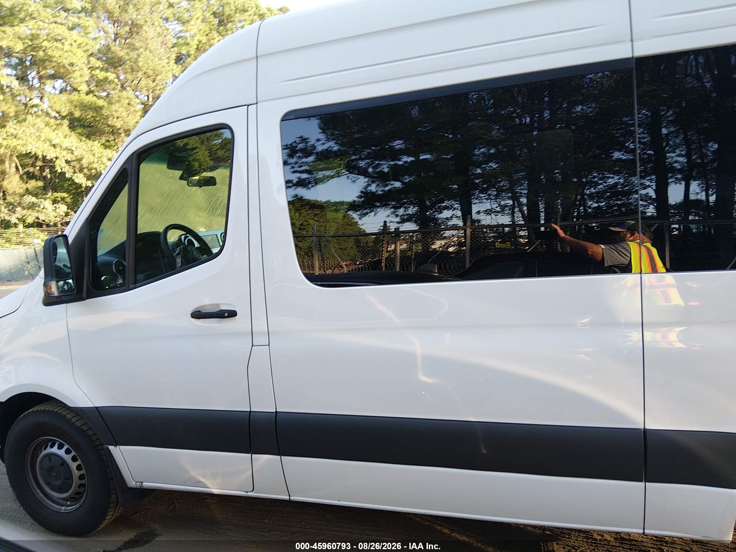 2025 MERCEDES-BENZ SPRINTER 2500