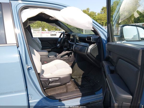 2025 TOYOTA 4RUNNER SR5 — I5