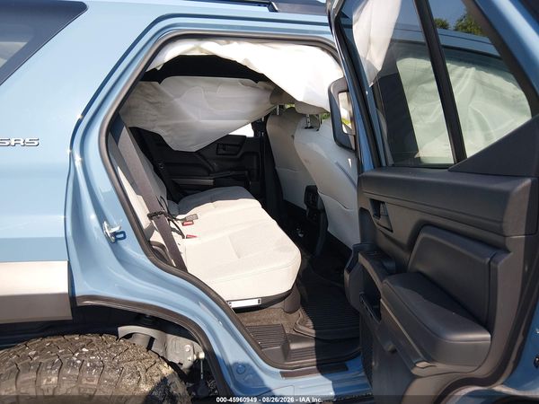 2025 TOYOTA 4RUNNER SR5 — I8