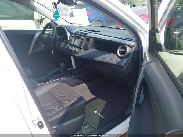 2017 TOYOTA RAV4 LE — I5