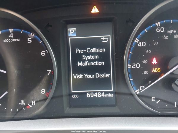 2017 TOYOTA RAV4 LE — I118