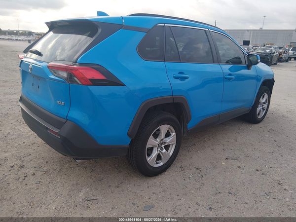 2021 TOYOTA RAV4 XLE — I4