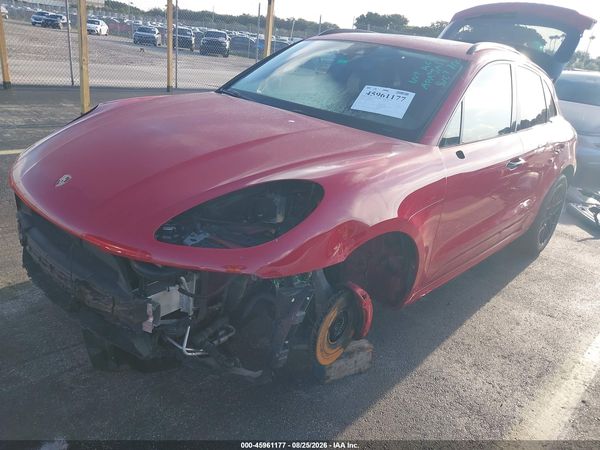 2018 PORSCHE MACAN GTS