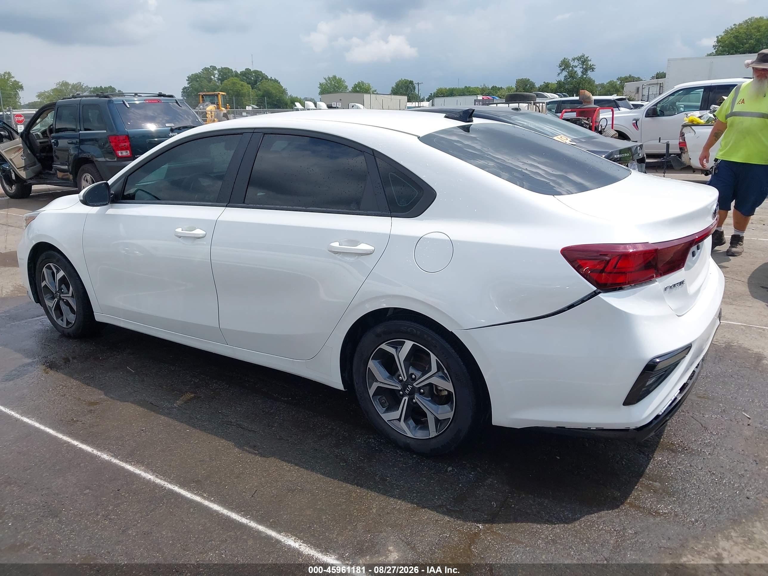 2021 KIA FORTE LXS