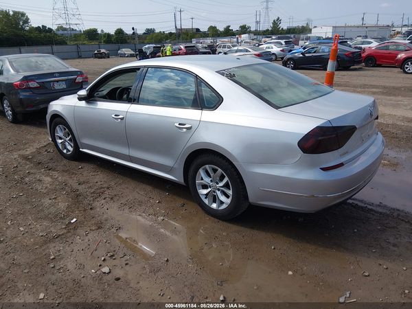 2018 VOLKSWAGEN PASSAT 2.0T R-LINE/2.0T S — I3