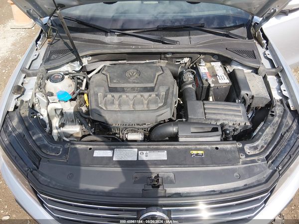 2018 VOLKSWAGEN PASSAT 2.0T R-LINE/2.0T S — I10