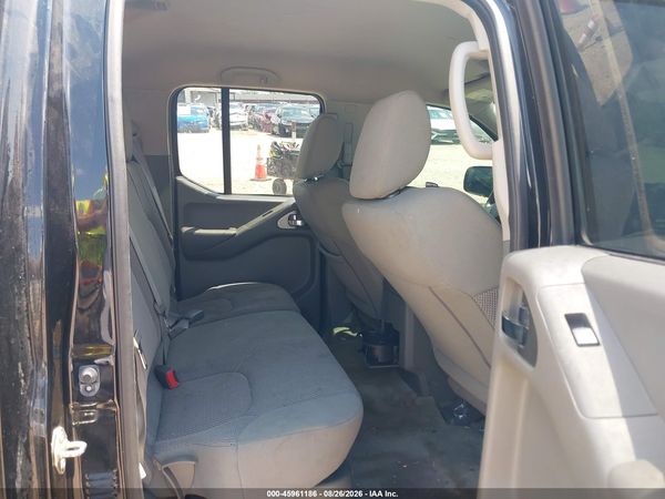 2018 NISSAN FRONTIER SV