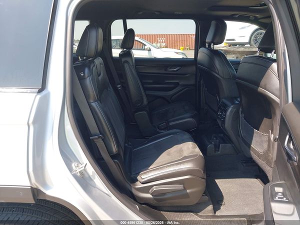 2024 JEEP GRAND CHEROKEE L ALTITUDE X 4X4 — I8