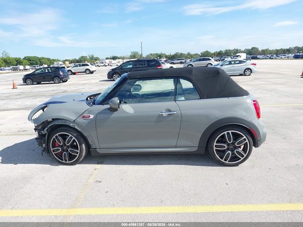 2018 MINI CONVERTIBLE JOHN COOPER WORKS — I13
