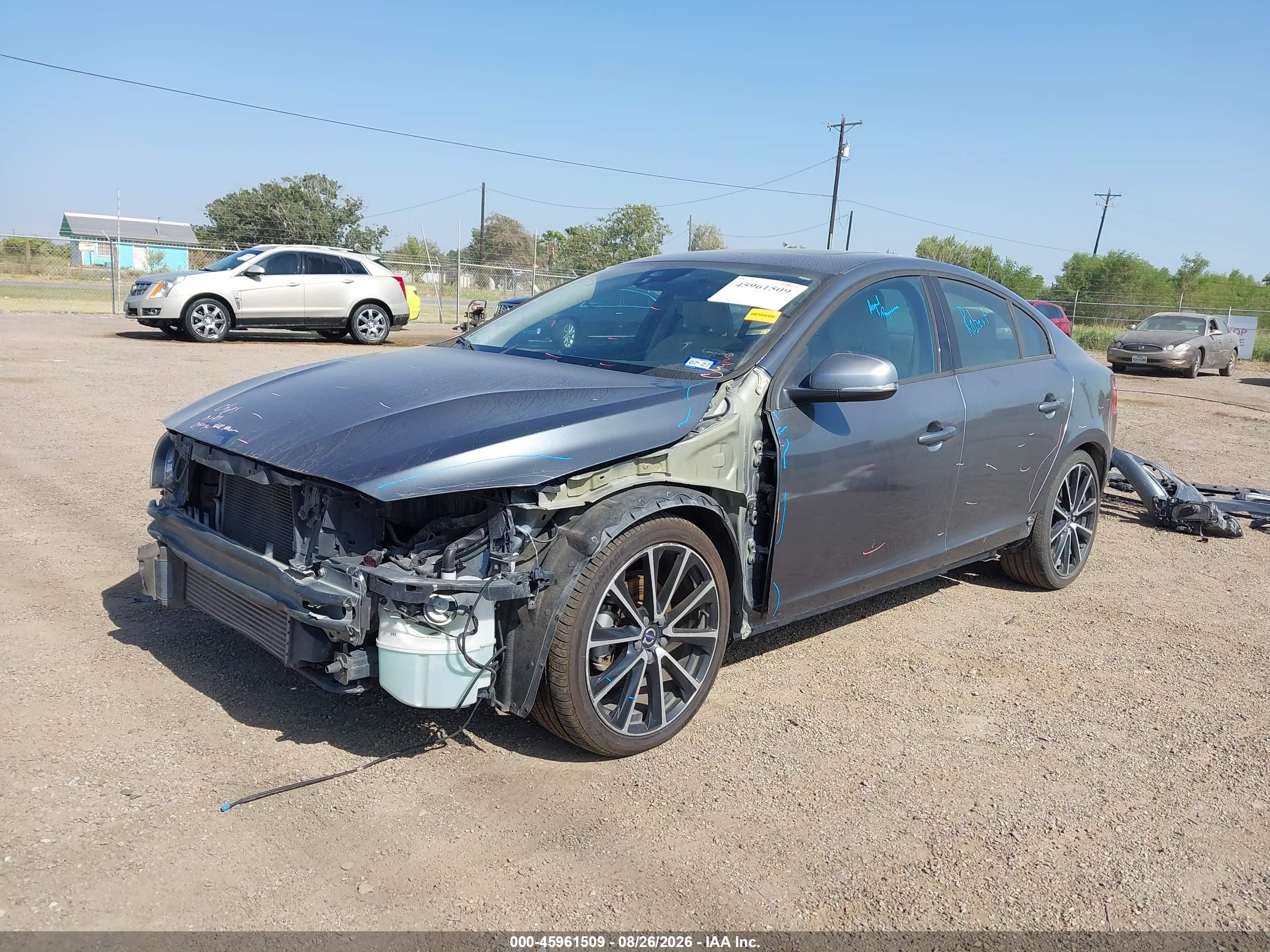 2018 VOLVO S60 T5 DYNAMIC — I2