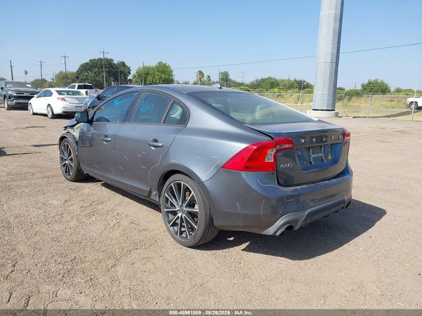 2018 VOLVO S60 T5 DYNAMIC — I3