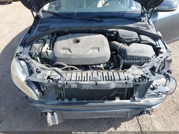 2018 VOLVO S60 T5 DYNAMIC — I10