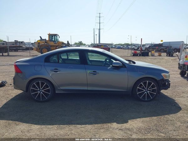 2018 VOLVO S60 T5 DYNAMIC — I116