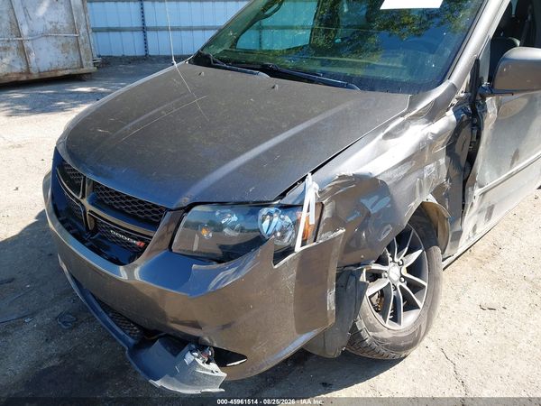 2016 DODGE GRAND CARAVAN SXT — I6