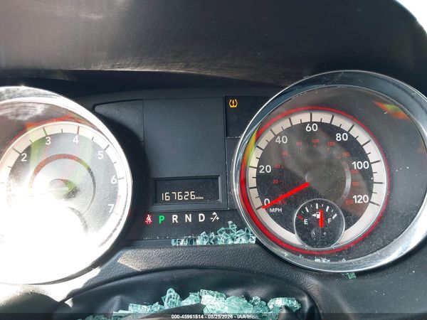 2016 DODGE GRAND CARAVAN SXT — I7