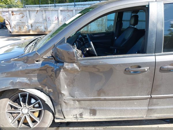 2016 DODGE GRAND CARAVAN SXT — I152