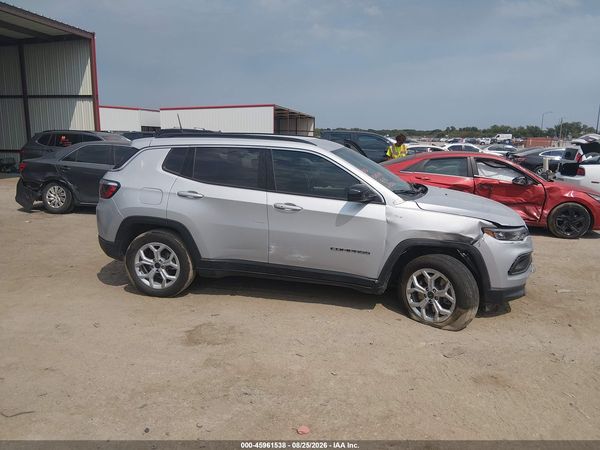 2025 JEEP COMPASS LATITUDE 4X4 — I6