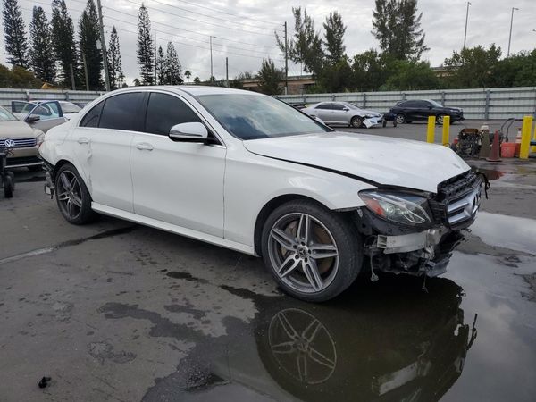 2017 MERCEDES-BENZ E E300
