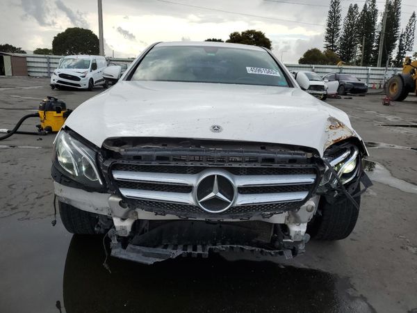 2017 MERCEDES-BENZ E E300