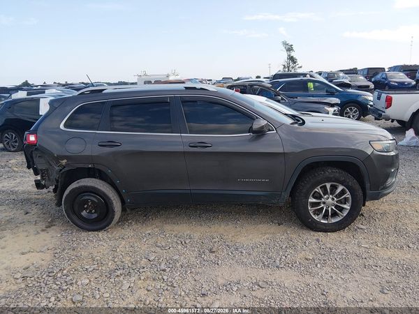 2019 JEEP CHEROKEE LATITUDE PLUS 4X4