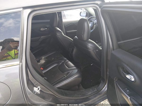 2019 JEEP CHEROKEE LATITUDE PLUS 4X4