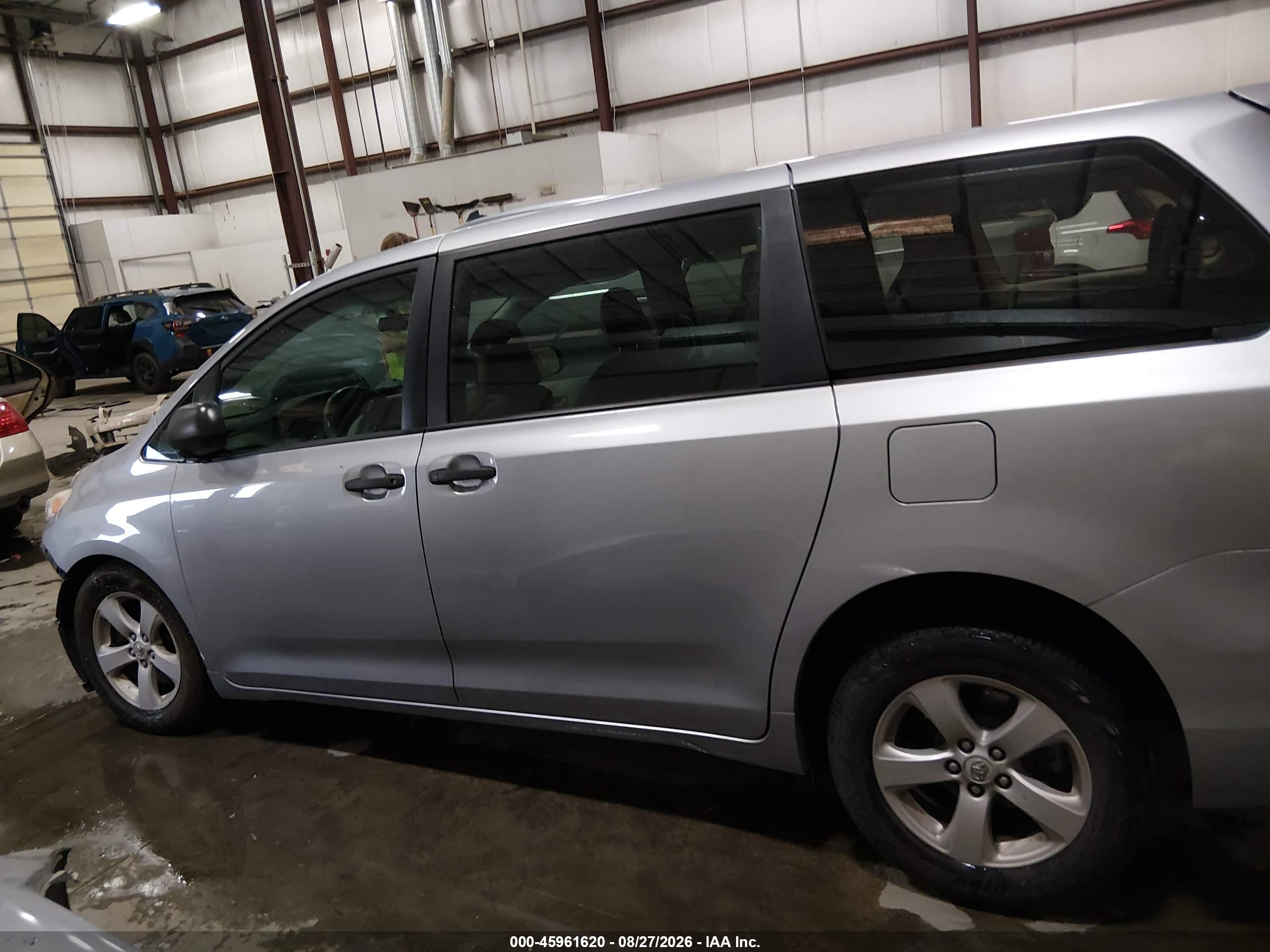 2012 TOYOTA SIENNA BASE 7 PASSENGER