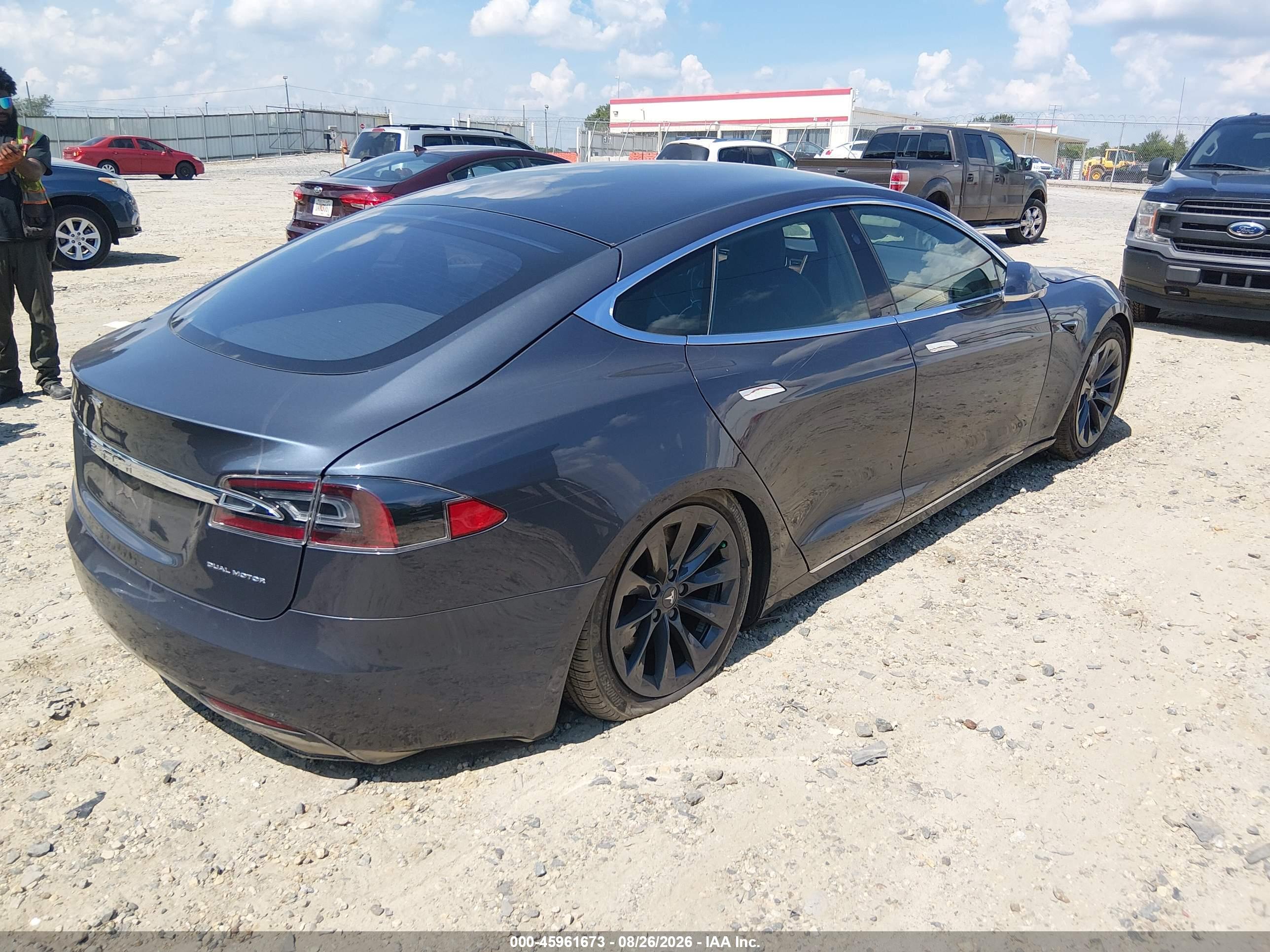 2020 TESLA MODEL S — I4