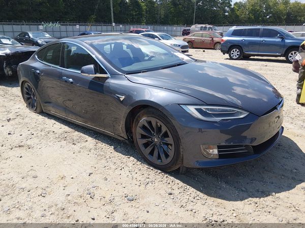 2020 TESLA MODEL S — I1