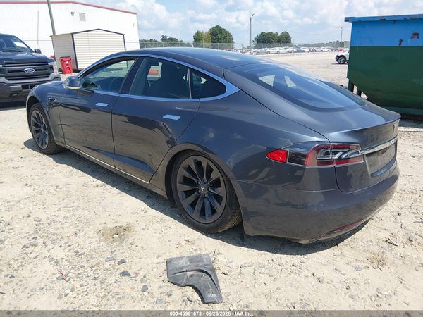 2020 TESLA MODEL S — I3