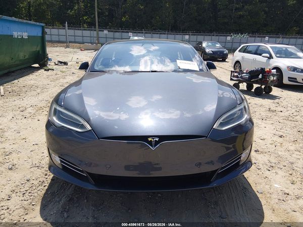2020 TESLA MODEL S — I115