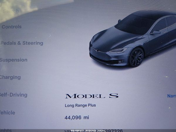 2020 TESLA MODEL S — I118