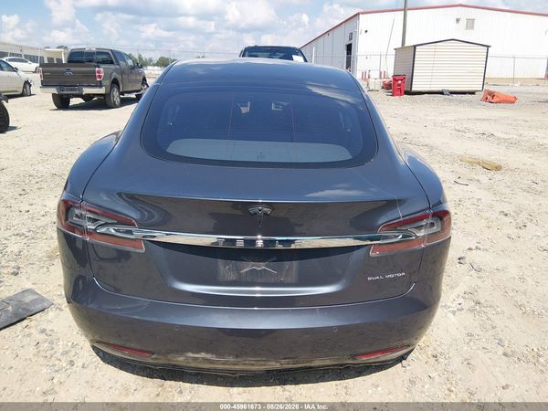 2020 TESLA MODEL S — I119