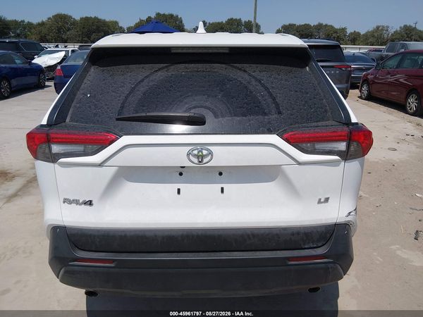2022 TOYOTA RAV4 LE — I119