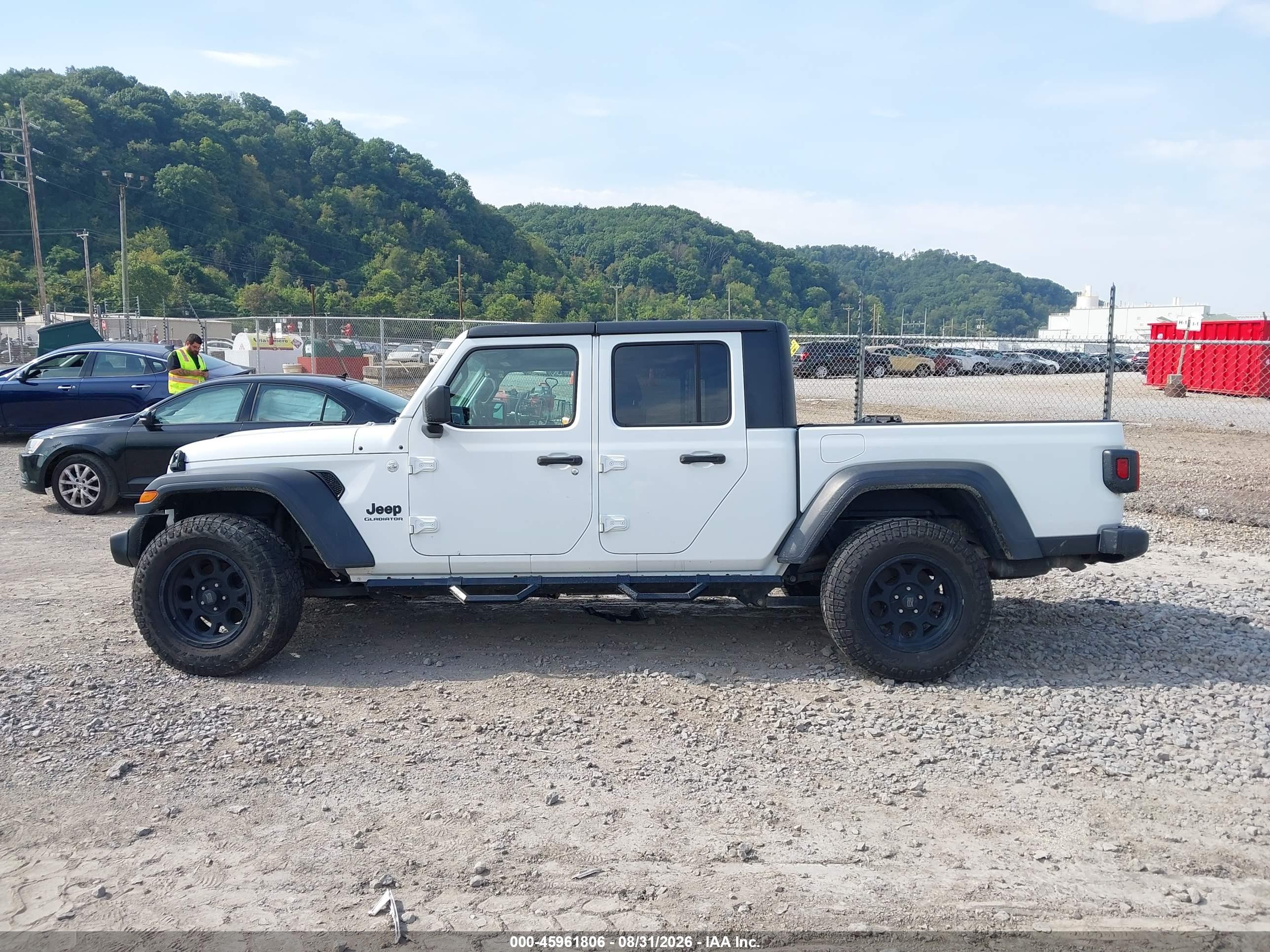 2020 JEEP GLADIATOR SPORT S 4X4
