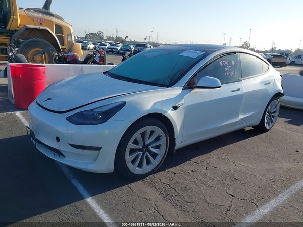 2022 TESLA MODEL 3 — I2