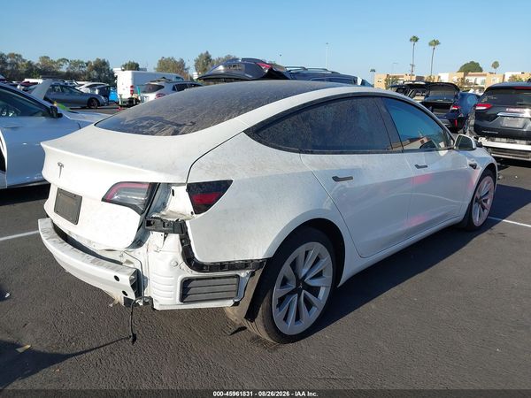 2022 TESLA MODEL 3 — I4
