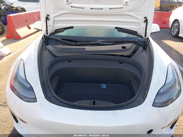 2022 TESLA MODEL 3 REAR-WHEEL DRIVE — I10