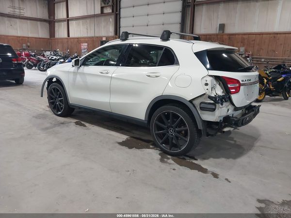 2015 MERCEDES-BENZ GLA 250 4MATIC