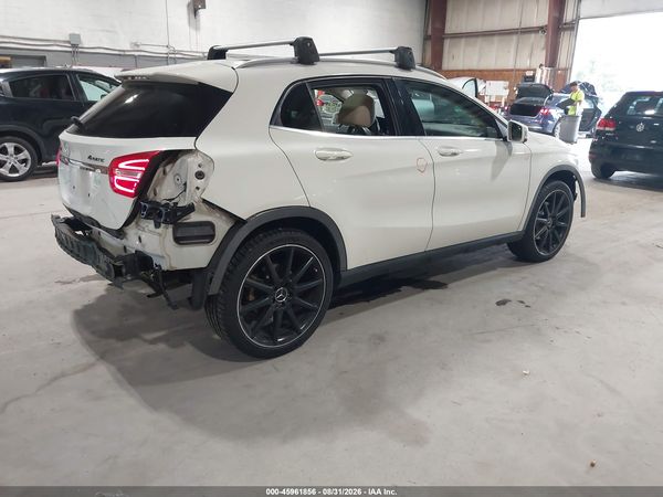 2015 MERCEDES-BENZ GLA 250 4MATIC