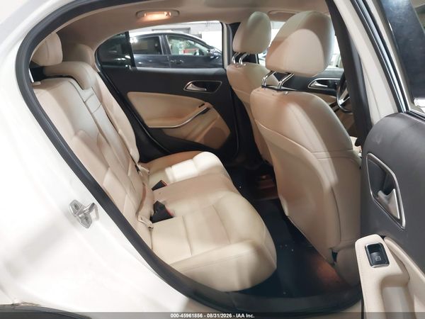 2015 MERCEDES-BENZ GLA 250 4MATIC