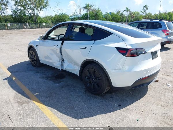 2021 TESLA MODEL Y — I3