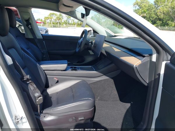 2021 TESLA MODEL Y — I5