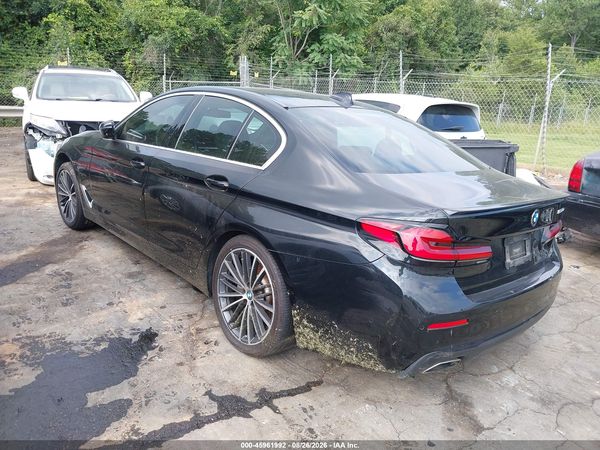 2021 BMW 530E — I3