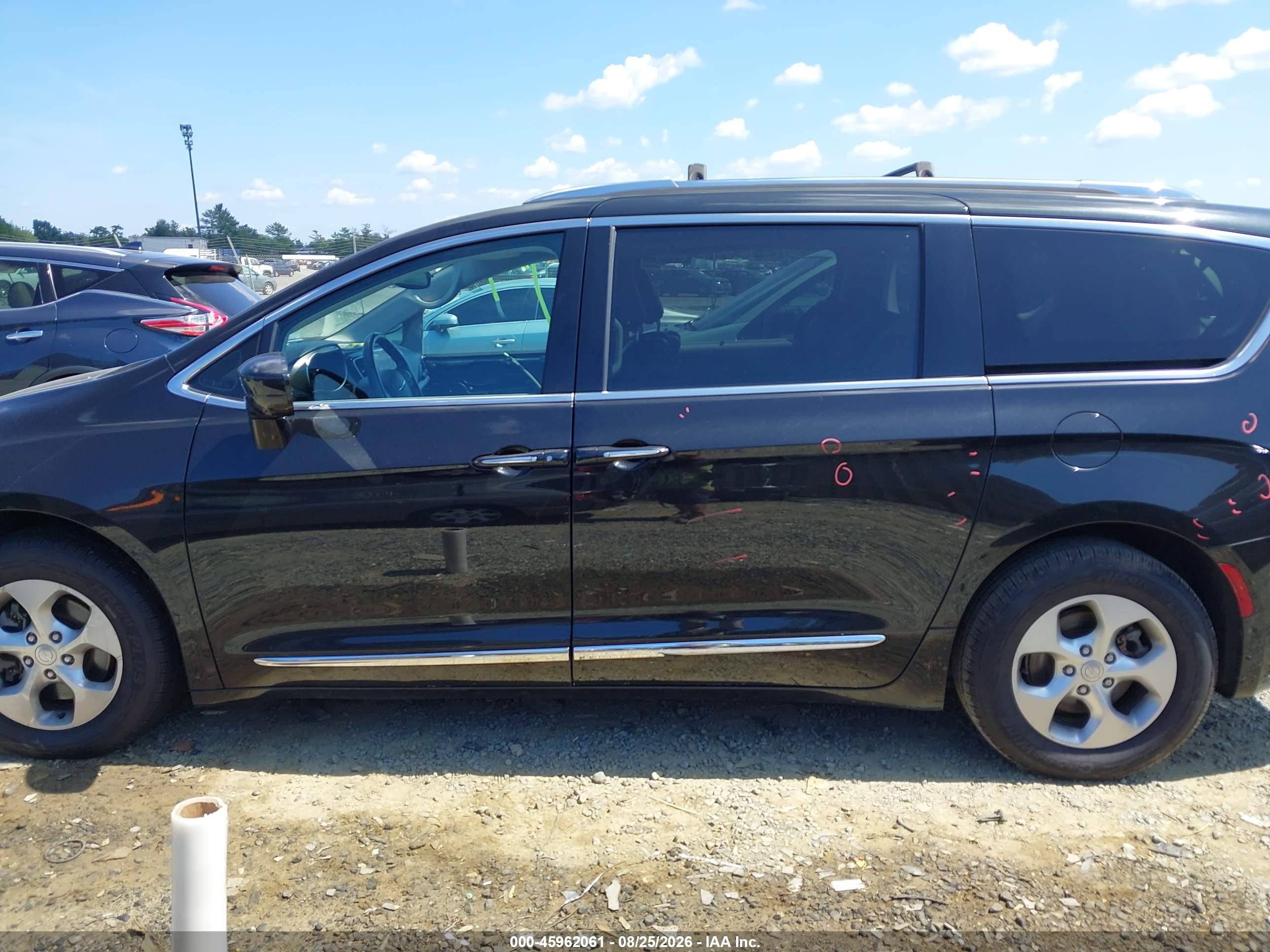 2017 CHRYSLER PACIFICA TOURING-L PLUS
