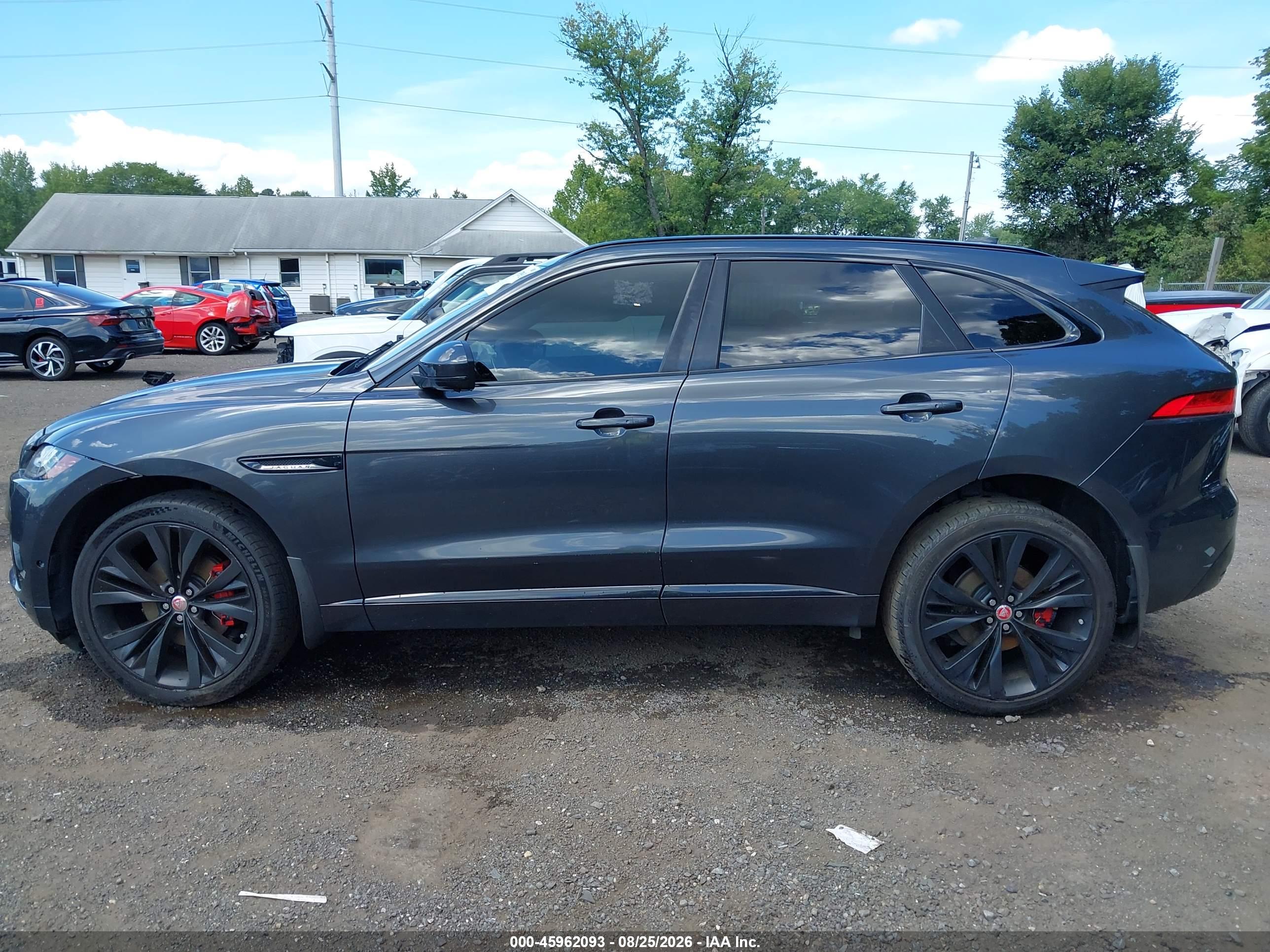 2017 JAGUAR F-PACE S